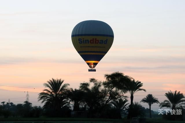旅游南非坐热气球（南非的气球火车）