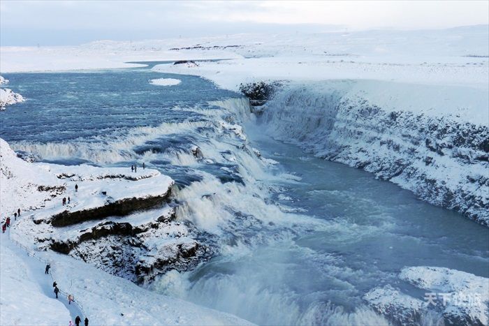 为什么冬天去冰岛旅游呢（冬天去冰岛危险吗）